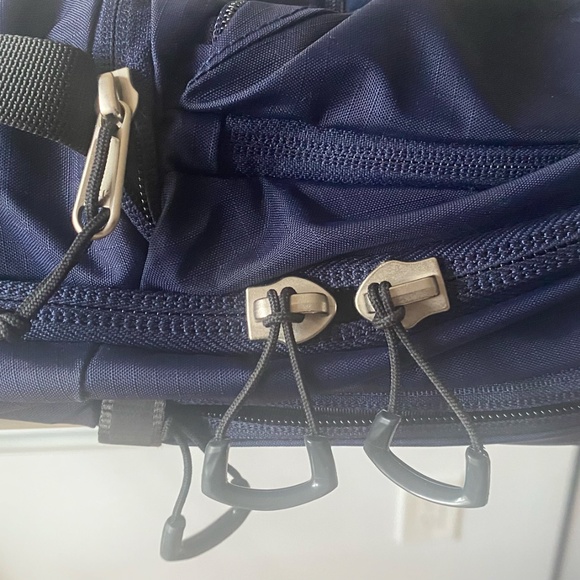 The North Face Surge Backpack - Picture 4 of 15